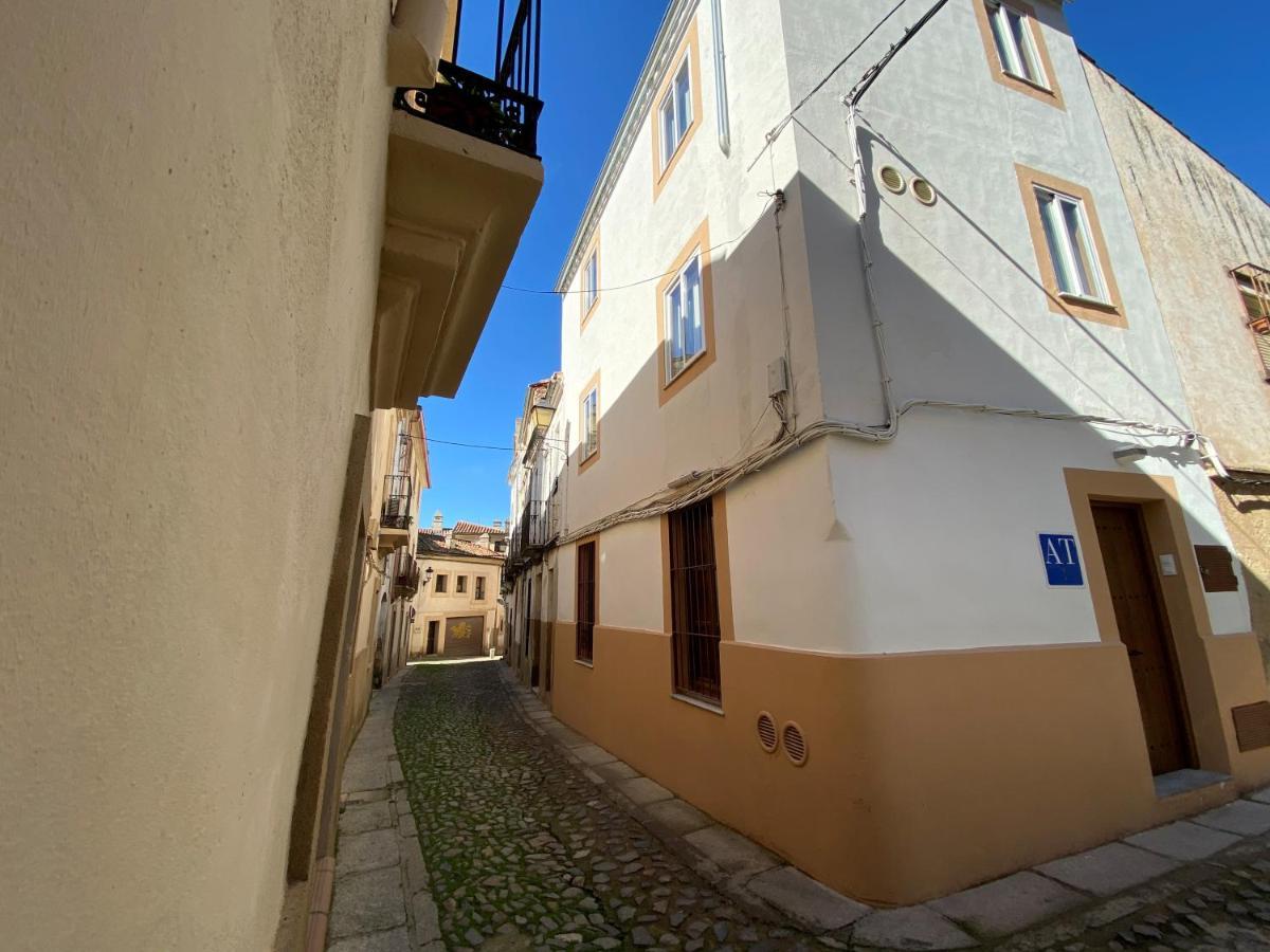 Apartamento Torre Del Aver Caces Exteriör bild